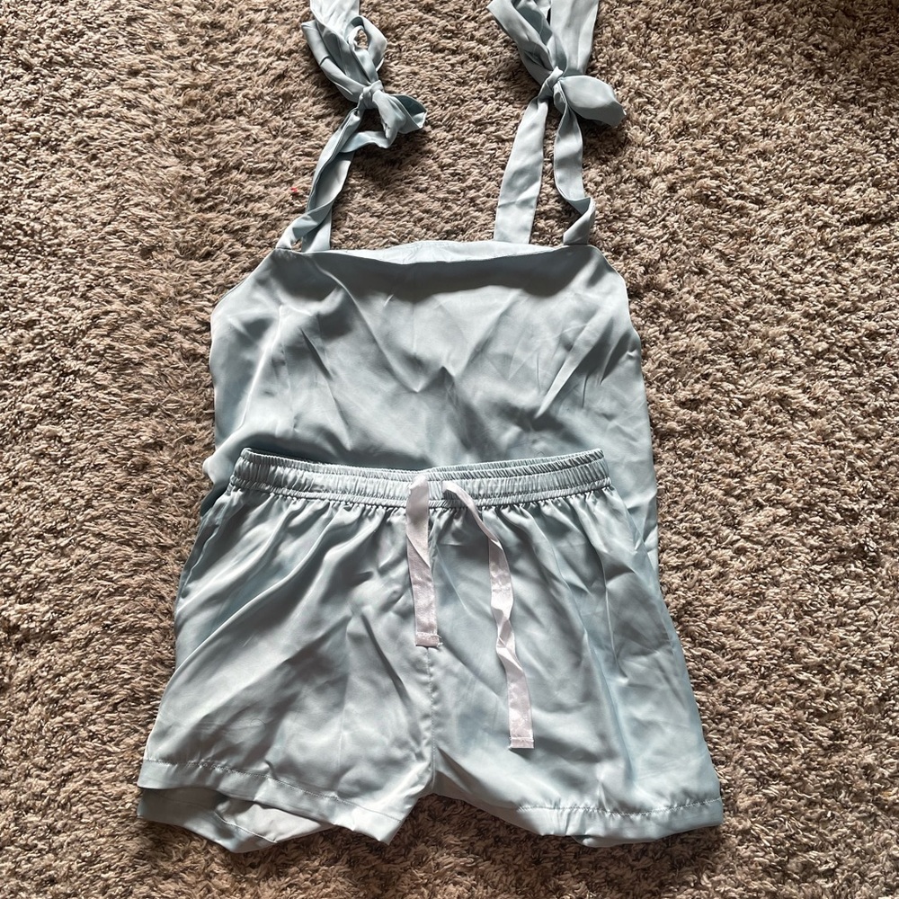 3/$20 Women's Light Blue Satiny Sleepwear Set